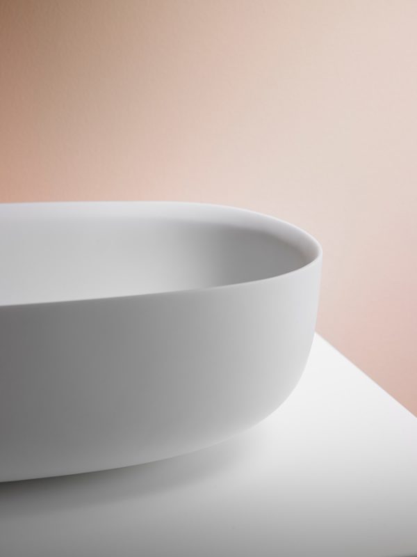 ovalo corian top or under mounted washbasin