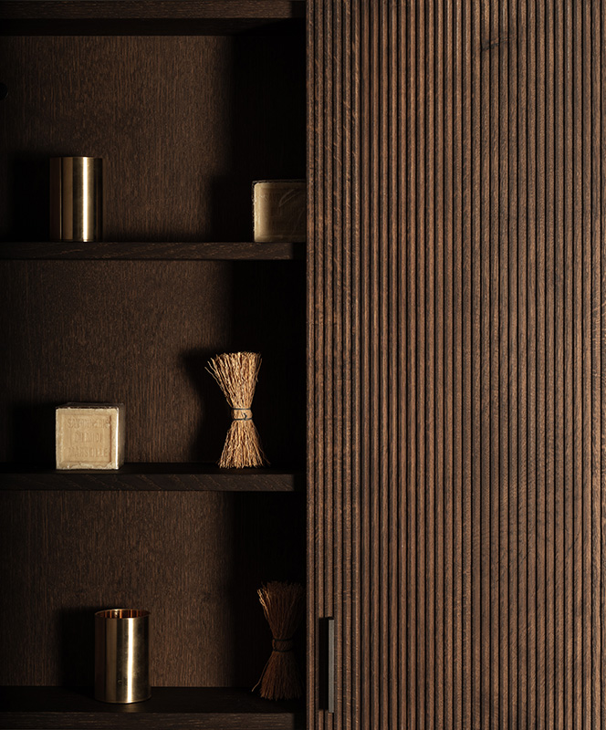 wall mounted single cabinets from Grate collection